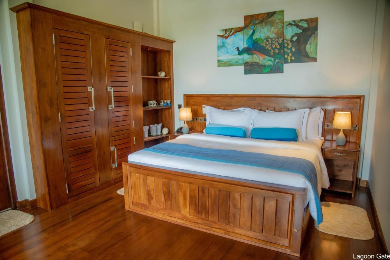 Lagoon Gate Tangalle Resort Extérieur photo